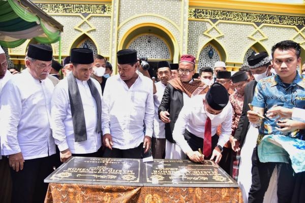 Seribuan Jemaah Ramaikan Peresmian Masjid Al-Anshor, Edy Rahmayadi: Semoga Keberkahan Bagi Umat Muslim Sekitar